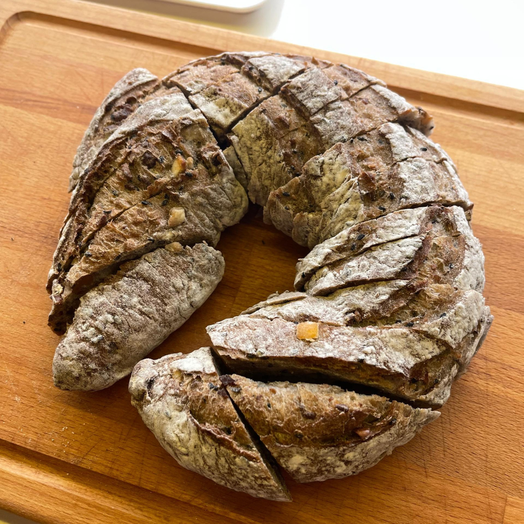 Multigrain Sourdough Horseshoe